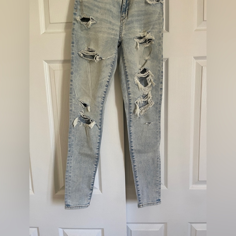 Distressed Light Blue Women's Jeans